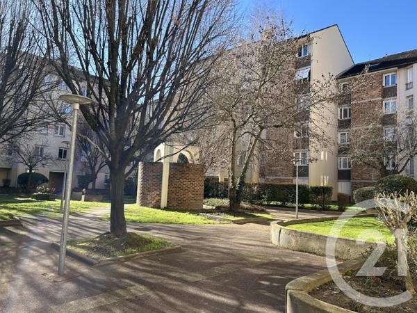 Appartement F4 à vendre  4 pièces - 81 m2 GENNEVILLIERS - 92