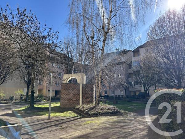 Appartement F4 à vendre  4 pièces - 81 m2 GENNEVILLIERS - 92