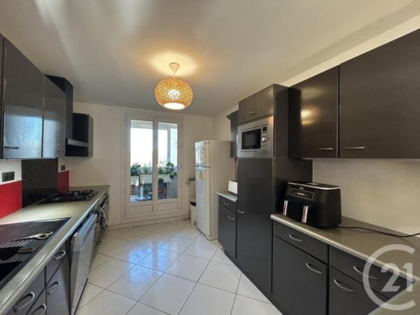 Appartement F4 à vendre  4 pièces - 81 m2 GENNEVILLIERS - 92