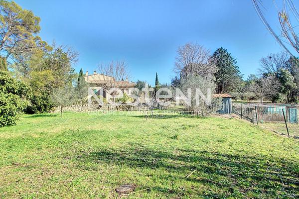 À Vendre ! Propriété au Calme à Lorgues 174m² sur un terrain de 6400m² clos