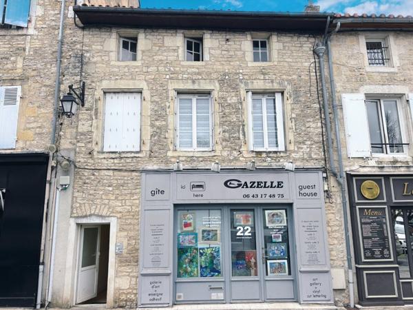 Maison avec local commercial et potentiel locatif, Centre de Ruffec Ruffec