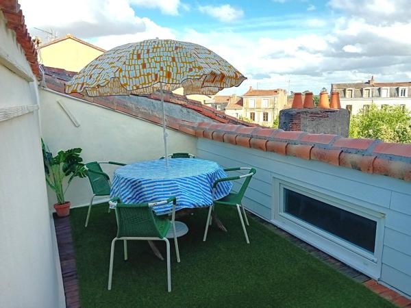 Maison avec local commercial et potentiel locatif, Centre de Ruffec Ruffec