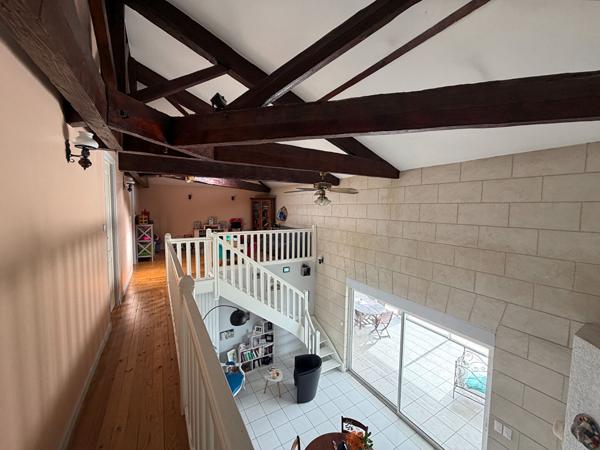 Maison Maison T6 de 170m² au centre de Bègles avec garage double sur une parcelle de 550m² 200 m²