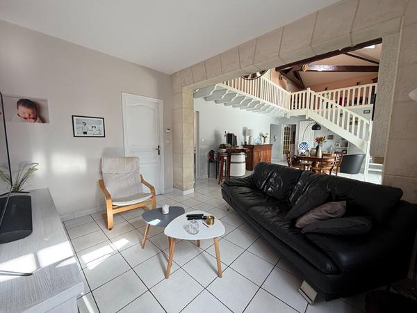 Maison Maison T6 de 170m² au centre de Bègles avec garage double sur une parcelle de 550m² 200 m²