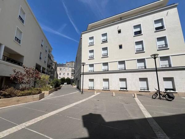 Appartement 2 pièces                                        - 44000 Nantes Réf : 12228
