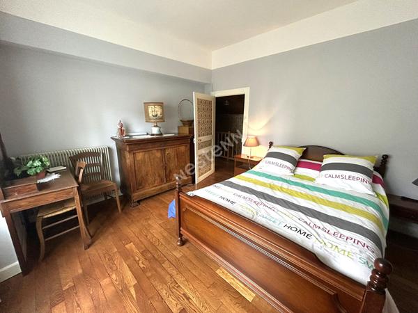 MAISON DE VILLE 2 CHAMBRES AVEC DEPENDANCES ET TERRAIN A BAGNEUX (INDRE 36)