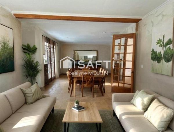 Maison individuelle avec jardin, dépendances , garage.