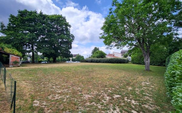 Terrain à vendre    Limoges