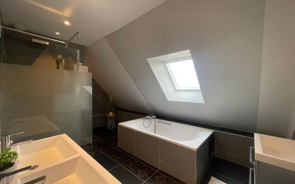 Maison à vendre    6 pièces • 170 m2 Mesquer