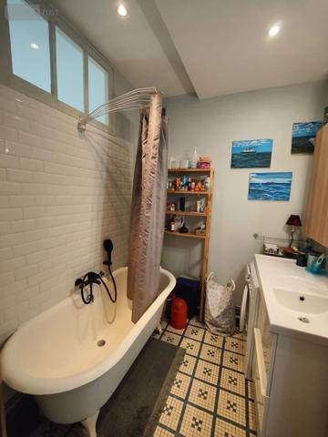 Appartement à vendre à Rennes en Ille-et-Vilaine (35000), ref : 097/2518   
RENNES-GARE