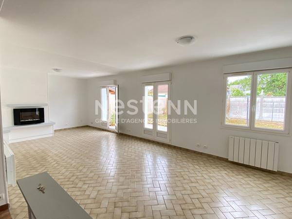 Maison individuelle à vendre à Écommoy 2 chambres terrain 440 m² Rénovée Garage