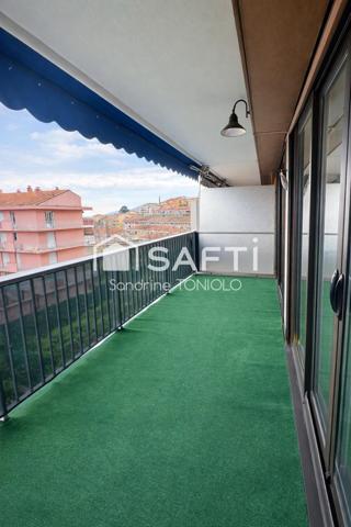 Trois pièces à proximité des commodités