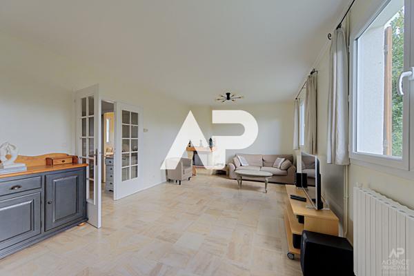 Maison RUEIL-MALMAISON 7 pièce(s) 132.43 m² €875 000 ** - Référence 19910