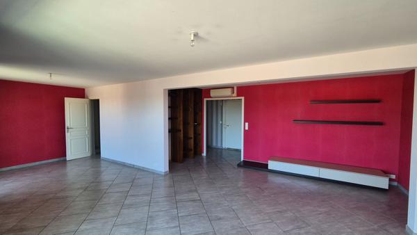 Superbe appartement dans résidence avec ascenseur à Rochefort