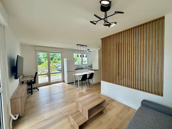 Superbe Appartement Rez-de-Jardin Meublé à Orléans, Idéalement Situé, Entièrement Rénové