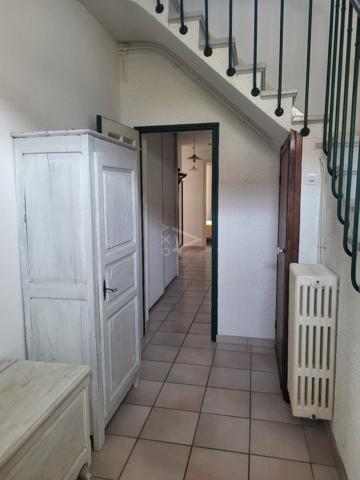 REIMS - MAISON DE VILLE climatisée avec JARDIN, GARAGE DOUBLE, CAVE et DEPANDANCE