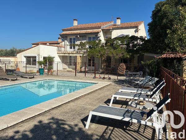 Maison à vendre 10 pièces 273 m² Morières-lès-Avignon