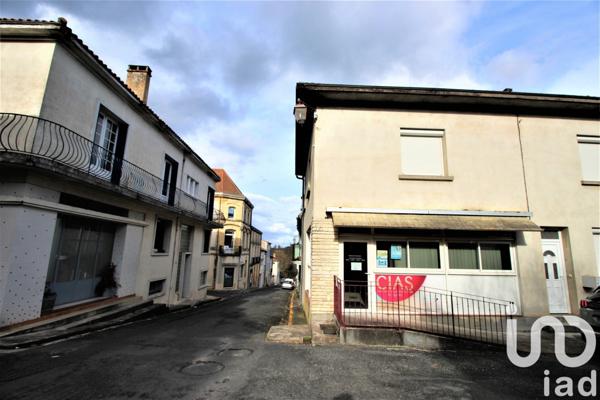 Maison de village 5 pièces de 195 m² à Sigoulès (24240)