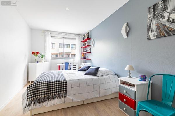 Appartement à vendre à Paris 15e arrondissement à Paris (75015), ref : LOURMEL