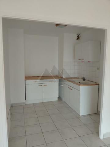 A LOUER BREST SAINT MARTIN APPARTEMENT T3 + PARKING