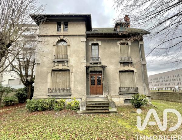 Maison à vendre 14 pièces 241 m² Grenoble