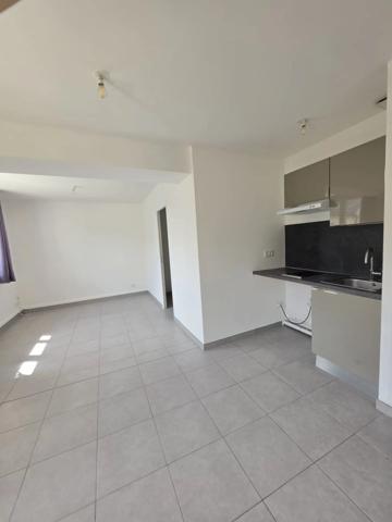 Vente                                                      Appartement
                        
                                         36 m2                     à Lamorlaye