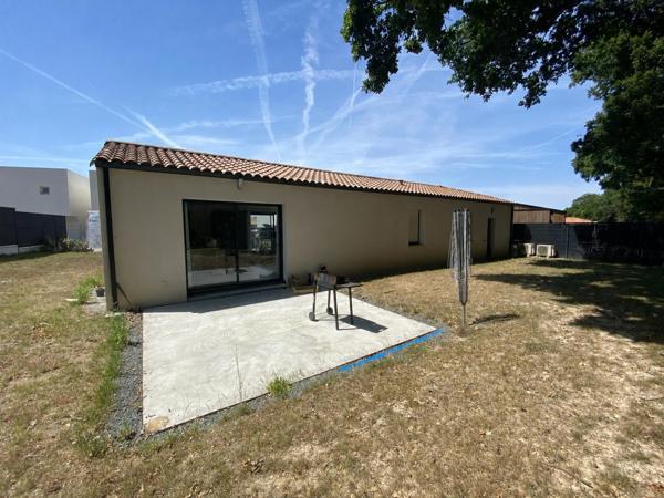 MAISON CLIMATISEE DE PLAIN PIED 2 CHAMBRES  AVEC GARAGE ATTENANT