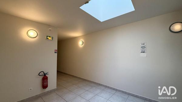 Location local d’activité 78 m² Robion