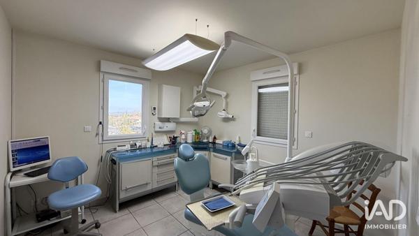 Location local d’activité 78 m² Robion