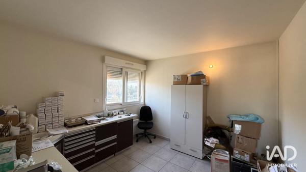 Location local d’activité 78 m² Robion