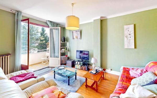 Appartement à vendre    2 pièces • 48 m2 Annecy