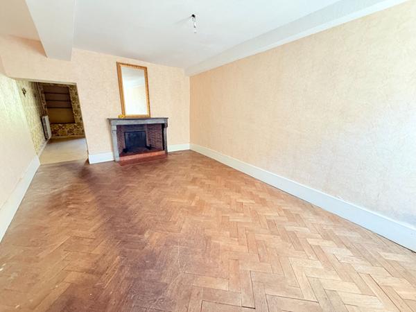 Achat maison Champlitte - 6 pièce(s) - 157 m² - 83 000 €