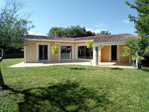 A LOUER, Maison louée vide, Artassenx - Montde-Marsan, 4 chambres, plain pied, jardin