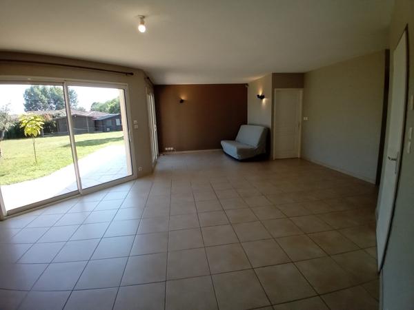 A LOUER, Maison louée vide, Artassenx - Montde-Marsan, 4 chambres, plain pied, jardin