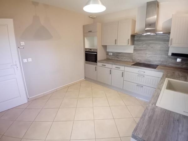 A LOUER, Maison louée vide, Artassenx - Montde-Marsan, 4 chambres, plain pied, jardin