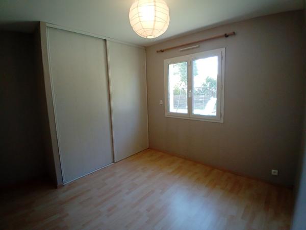 A LOUER, Maison louée vide, Artassenx - Montde-Marsan, 4 chambres, plain pied, jardin