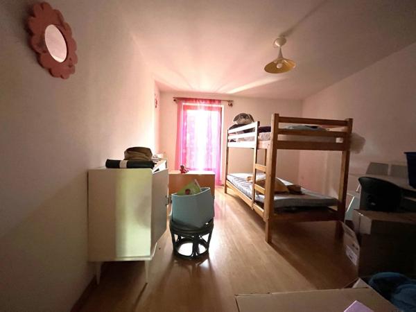 Maison de charme de 10 pièces et 270 m² habitable.