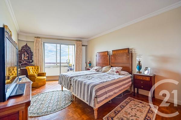 Appartement F5 à vendre  5 pièces - 149,48 m2 PARIS - 75013
