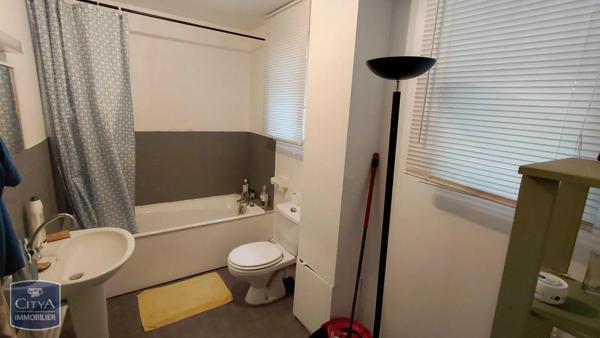 Appartement à louer 2 pièces 52.59m²