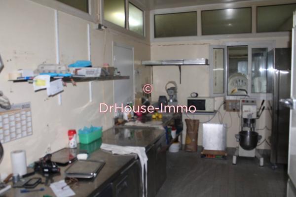 Commerce à vendre 10 pièces de 210 m²