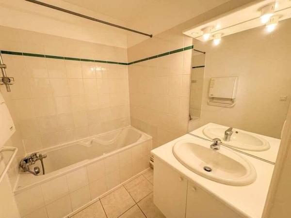 Appartement 3 pièces                                        - 44100 Nantes Réf : 11442
