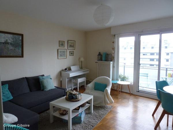 Appartement T2 à louer - 54 m² (réf : 545879)