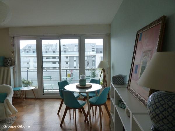 Appartement T2 à louer - 54 m² (réf : 545879)