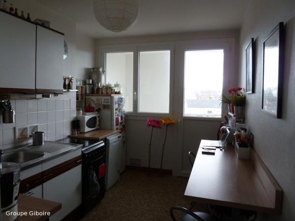 Appartement T2 à louer - 54 m² (réf : 545879)