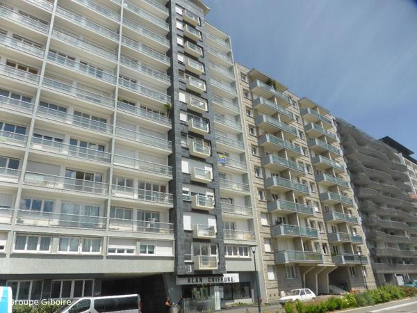 Appartement T2 à louer - 54 m² (réf : 545879)