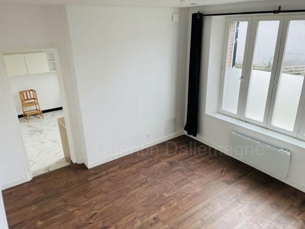 Appartement triplex T5, 96 m2 en rez-de-chaussée