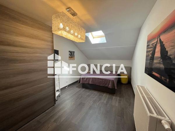 Location Maison 5 pièces 181.1 m² - 100 CHEMIN DES FOURCHES Chens Sur Leman 74140