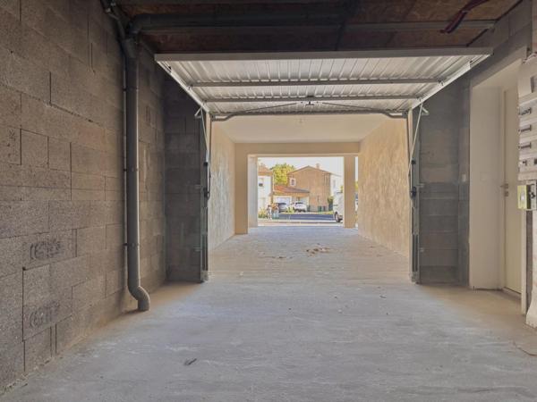 Location Maison 4 pièces 100 m2 à Nébian