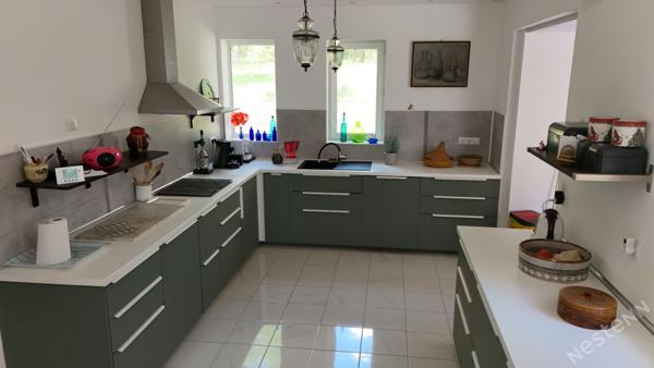 Superbe maison en pierres ! 6 chambres ! 11 761 m² de terrain !