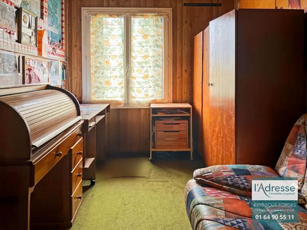 MAISON INDIVIDUELLE À RÉNOVER PROCHE DE LA NATURE ET DES ECOLES